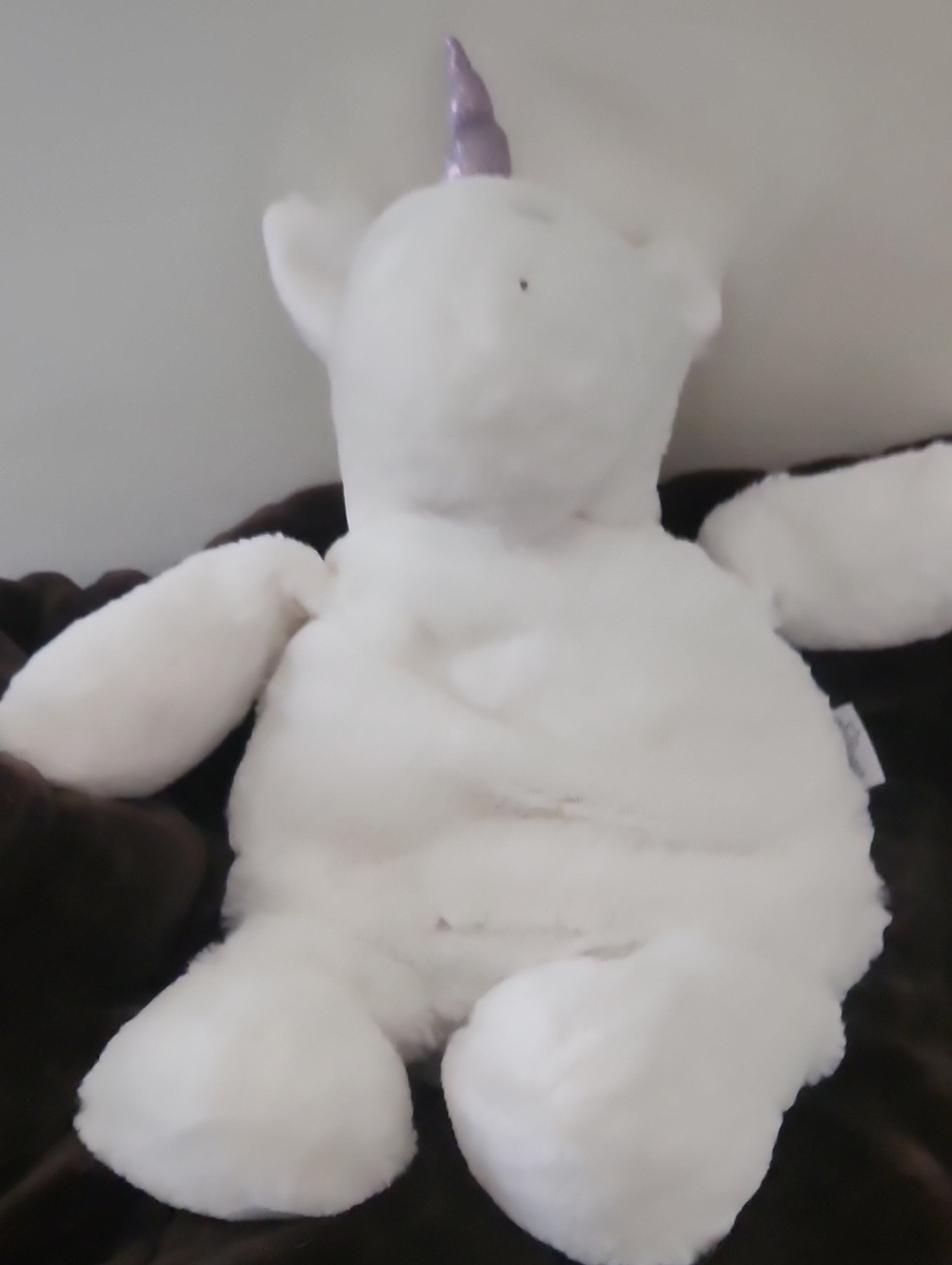 CozyThings White Plush Unicorn with Embroidered Tag Weighted‎